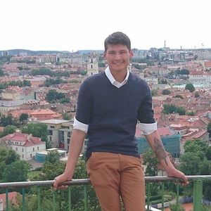 Meet your Posher, Andyr